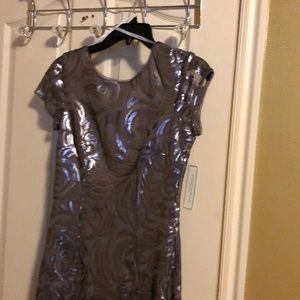 Donna Morgan Silver Grey Sequined Gown Size 0